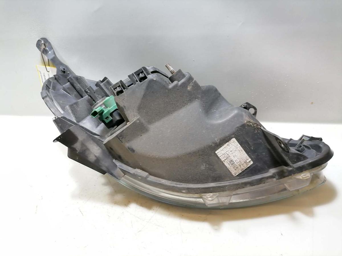 Renault Twingo 2 original Scheinwerfer vorn links Halogen Bj.2010